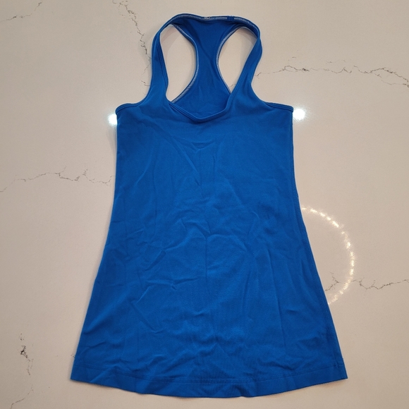 Lululemon Athletica tank top - size 6 or 8 - Picture 2 of 11